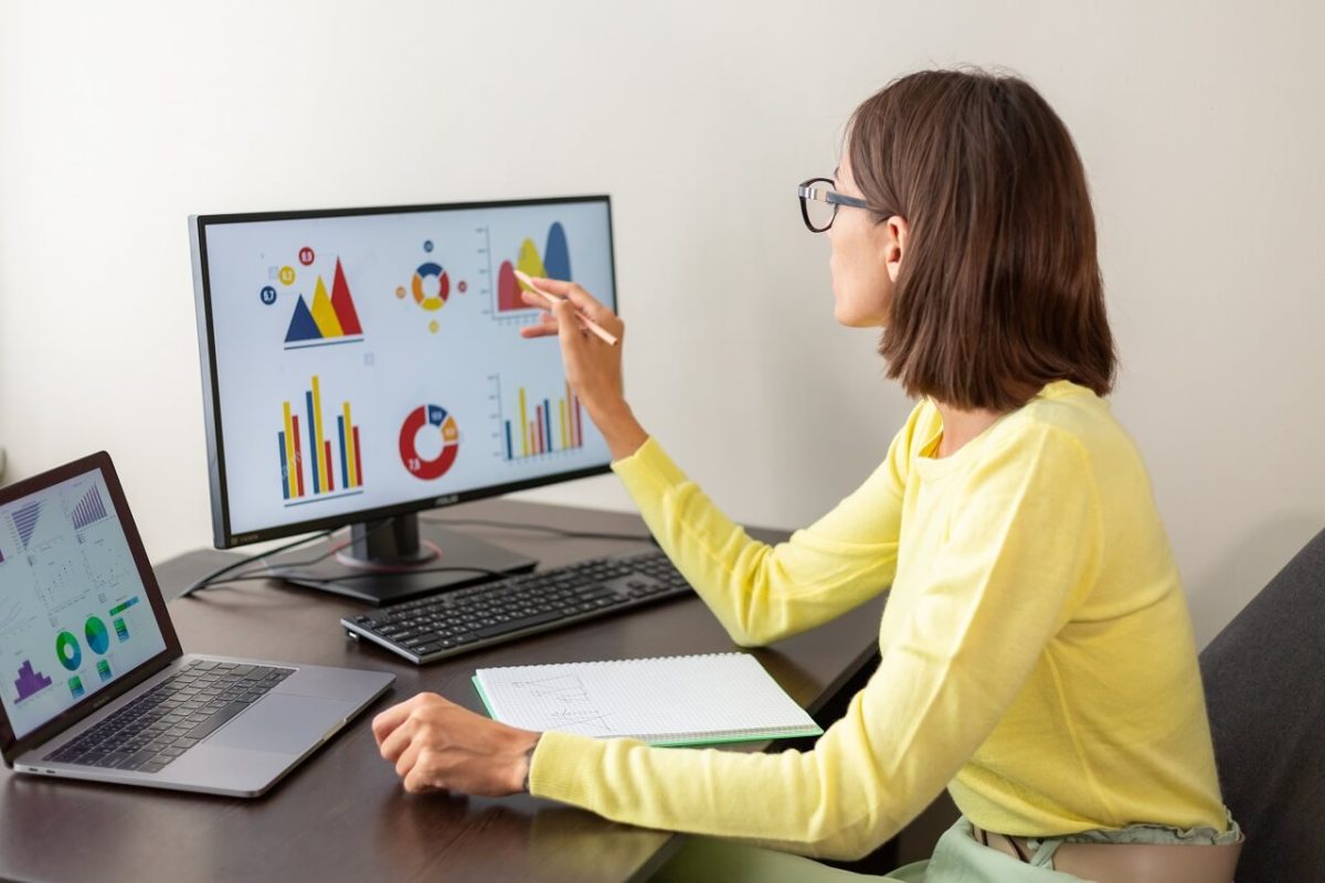 Custom reports for UKG with CloudApper