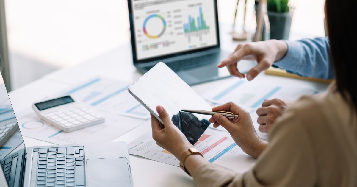 Real-Time Leave Balance Visibility with CloudApper