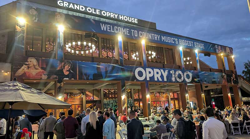 cloudapper-wins-the-technology-partner-influencer-award-at-ukg-sko-2025